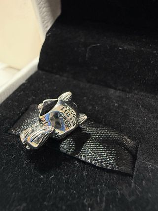 Pandora Charm Zorro Ojos Rojos Plata