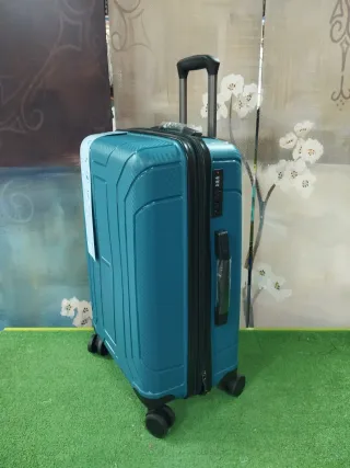 Maleta mediana extensible nueva