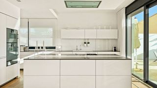 Casa en alquiler en Elviria en Marbella