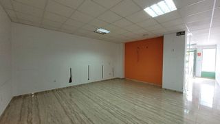 Local comercial en alquiler en Alcalá la Real