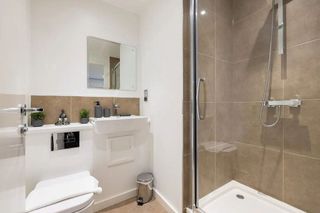 Piso en alquiler en Palos de Moguer en Madrid