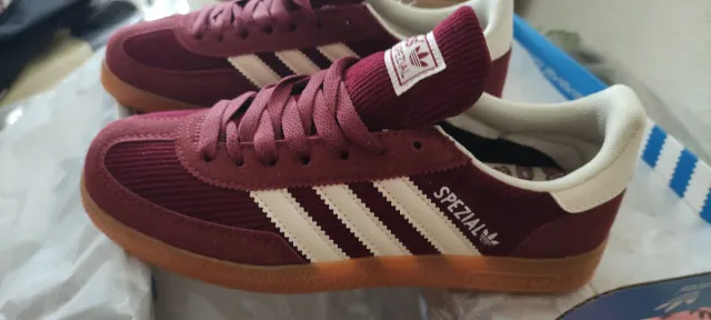 Zapatillas casual burdeos 36-37