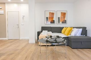 Piso en alquiler en Lucero en Madrid