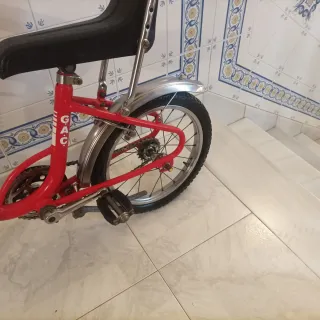 Bicicleta Motoretta Roja