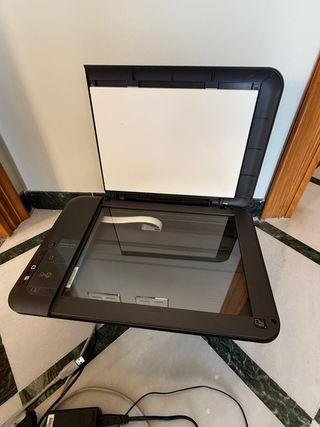 Impresora HP Deskjet 2050 J510a Imprime y Escanea