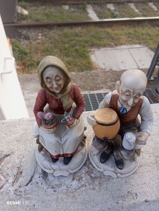 N. 3 statuette ceramiche