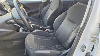 Peugeot 208 2013 1.6HDI 92cv único dueño