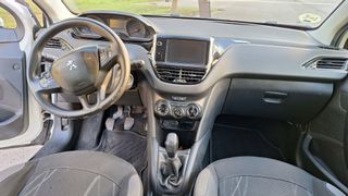 Peugeot 208 2013 1.6HDI 92cv único dueño