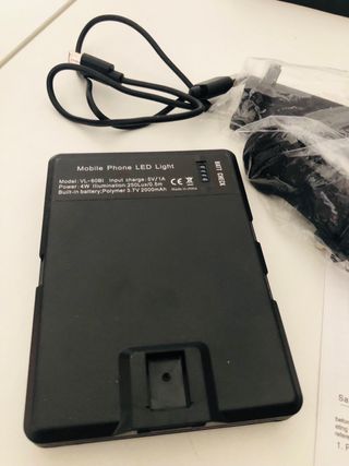 Luz LED Portátil para Vídeo e Foto