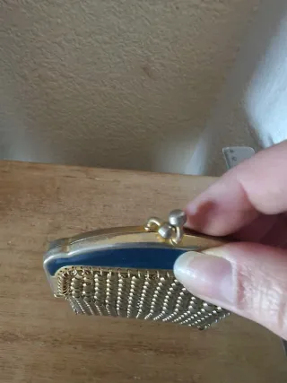 Monedero de malla metálica vintage