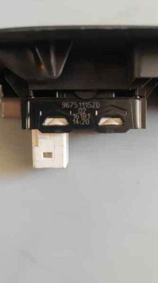 Peugeot 232988 96751115zd mando elevalunas 2008 gt