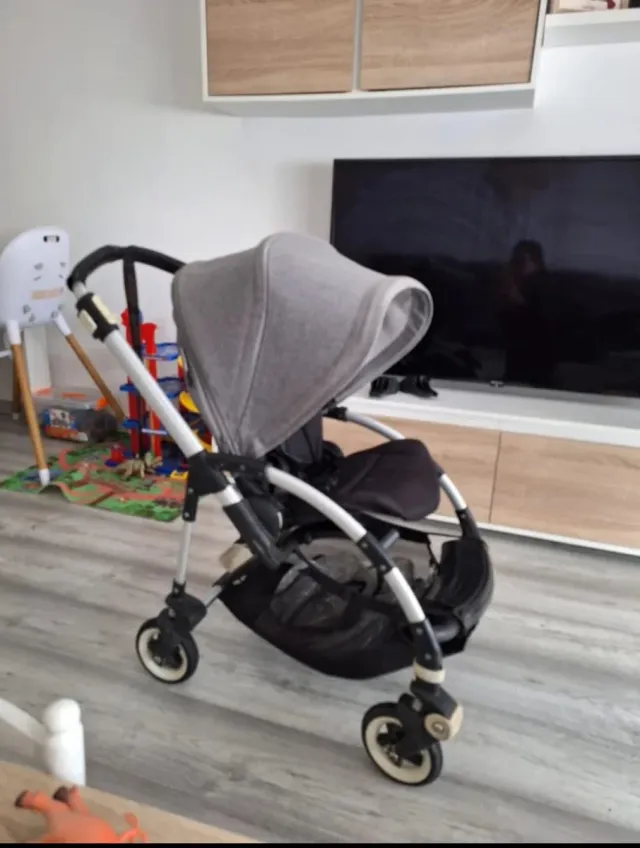 Cochecito Bugaboo Bee3 gris y negro
