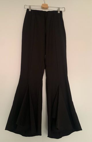 Pantalón campana Zara negro
