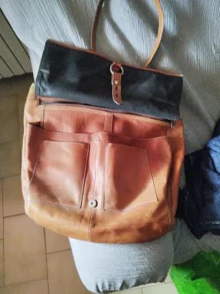 Bolso antiguo Montbuy de cuero marrón