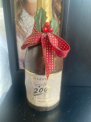 Decorazione cerBottiglia Champagne Millennio 2000