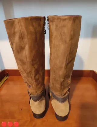 Stivali Desigual Camoscio Marrone Ricamato