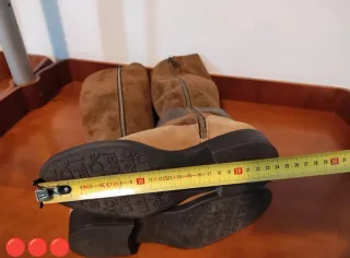 Stivali Desigual Camoscio Marrone Ricamato