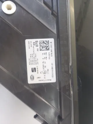 Faro delantero Seat Ateca del lado izquierdo