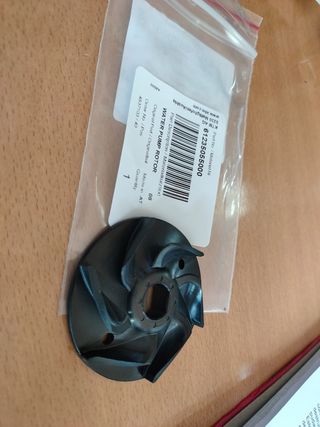 Aspa bomba agua KTM LC8