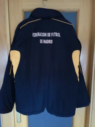 ABRIGO PUMA FEDERACIÓN HOMBRE