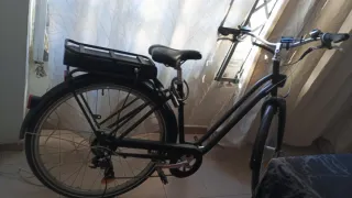 Bicicleta Eléctrica Negra