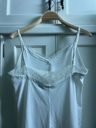 Top lencero blanco con encaje