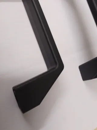 2 Maniglie in plastica nere 17 x 3 h 5 cm