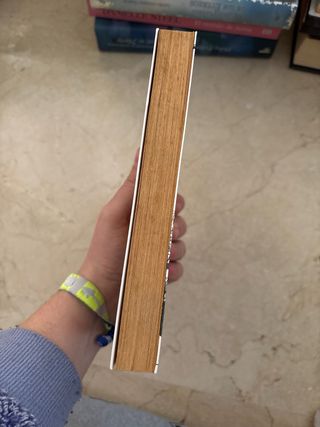 Libro Emma basado en el manga