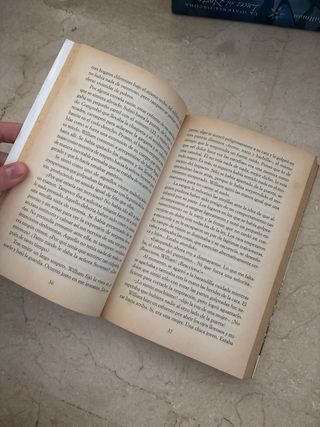 Libro Emma basado en el manga