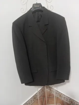 Traje de chaqueta tres piezas gris marengo