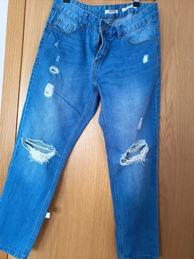 Pantalón vaquero desgastado azul