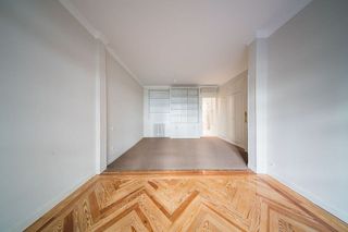 Piso en alquiler en Jerónimos en Madrid