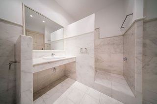 Piso en alquiler en Jerónimos en Madrid