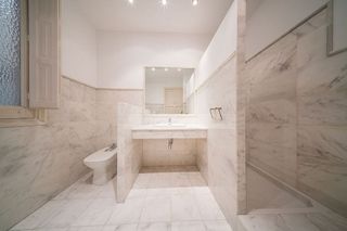 Piso en alquiler en Jerónimos en Madrid