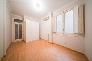 Piso en alquiler en Jerónimos en Madrid