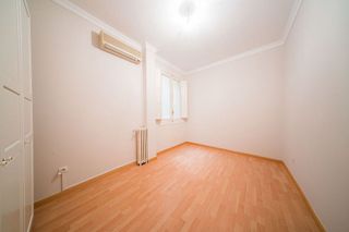 Piso en alquiler en Jerónimos en Madrid