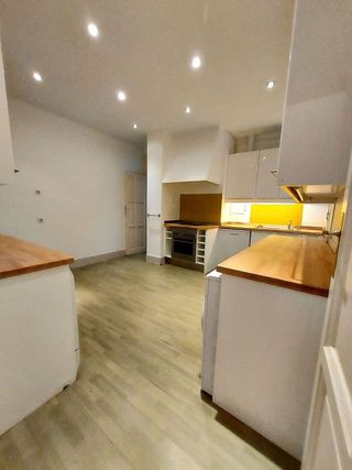 Piso en alquiler en Jerónimos en Madrid