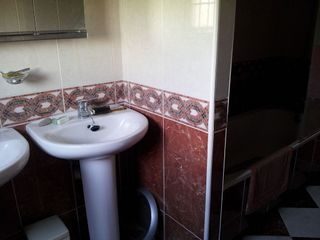 Casa adosada en alquiler en Rejas en Madrid