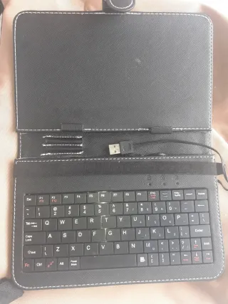 Teclado pequeño negro