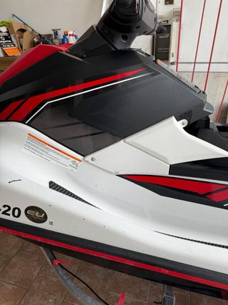 YAMAHA EX WAVERUNNER