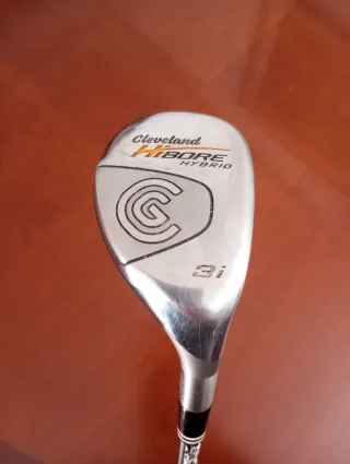 Palo de golf Cleveland HiBore 3i