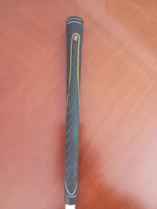 Palo de golf Cleveland HiBore 3i