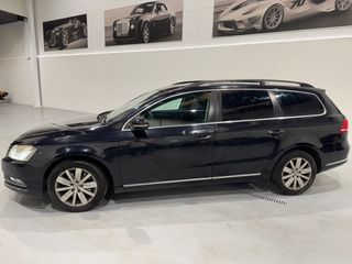 Volkswagen Passat 2012 IMPECABLE CON PEGATINA