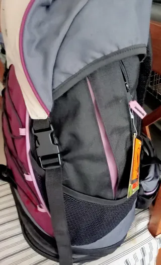Mochila Decathlon para mujer 50L