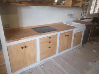 Montamos, adaptamos y fabricamos muebles