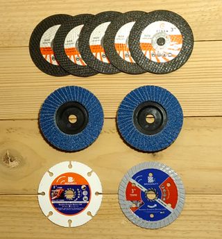 Discos 75mm: 1 madera+1 azulejos+5 corte+2 flap