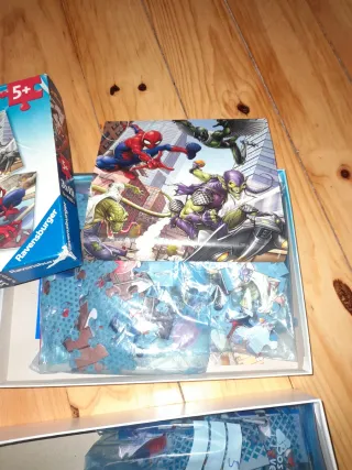 Puzzles Ravensburger Spiderman y Trefl Avengers