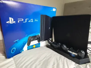 Console PS4 Pro Nera + Controller