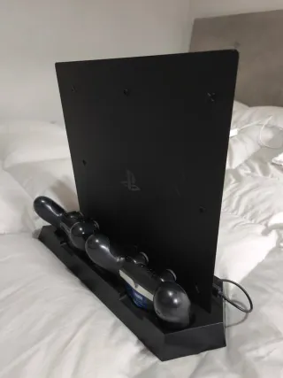 Console PS4 Pro Nera + Controller
