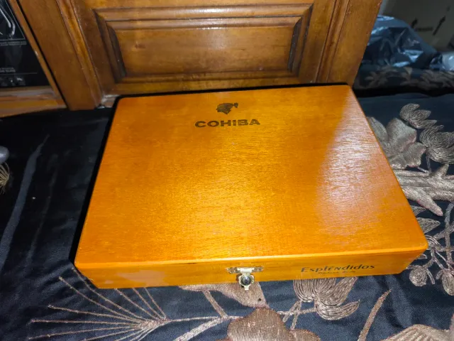 Mini violino in miniatura in scatola regalo Cohiba